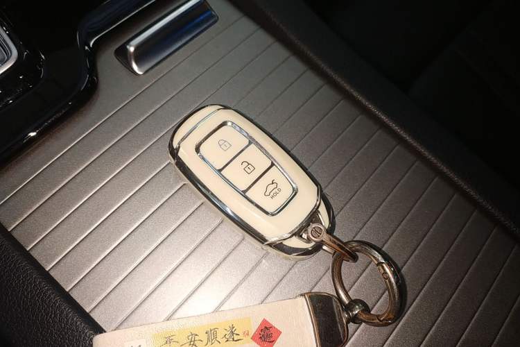 Used Hyundai Sonata 2022 270TGDi DCT 20th Anniversary Edition Interior 1