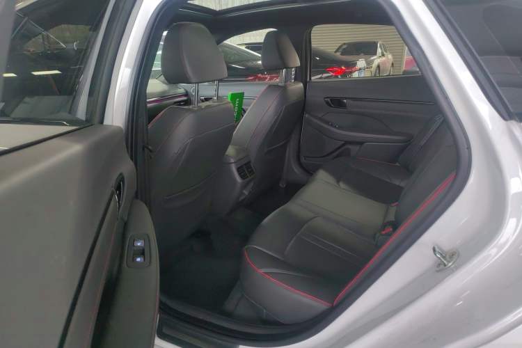 Used Hyundai Sonata 2022 380TGDi Automatic 20th Anniversary Edition Interior 4