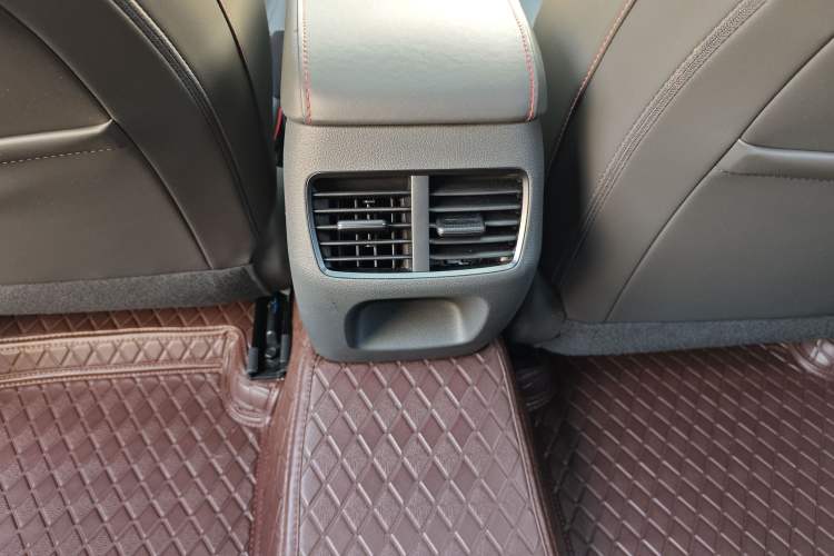Used Hyundai Sonata 2022 380TGDi Automatic 20th Anniversary Edition Interior 8