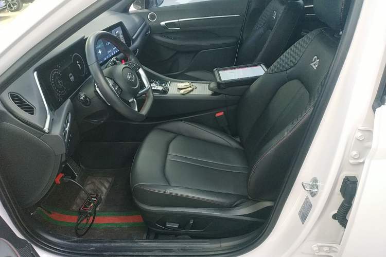 Used Hyundai Sonata 2022 270TGDi DCT 20th Anniversary Edition Left Front Seat