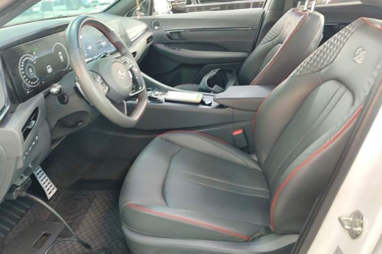 Used Hyundai Sonata 2022 380TGDi Automatic 20th Anniversary Edition Left Front Seat