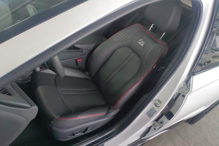 Used Hyundai Sonata 2022 380TGDi Automatic 20th Anniversary Edition Left Front Seat