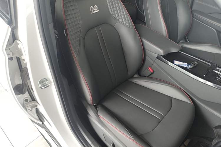 Used Hyundai Sonata 2022 380TGDi Automatic 20th Anniversary Edition Right Front Seat