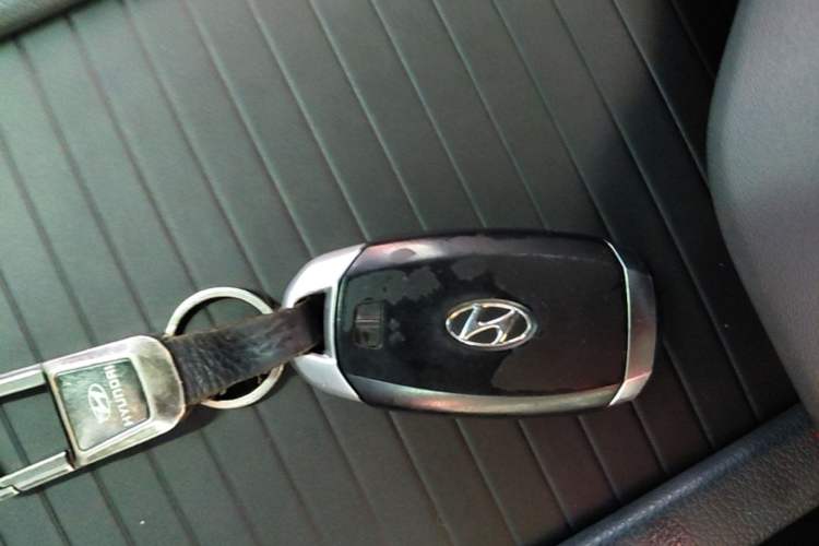 Used Hyundai Sonata 2022 380TGDi Automatic 20th Anniversary Edition Vehicle Key