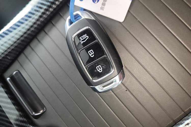 Used Hyundai Sonata 2022 380TGDi Automatic 20th Anniversary Edition Vehicle Key