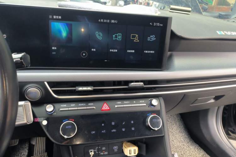 Used Hyundai Sonata 2024 1.5T Air Audio And AC Panel
