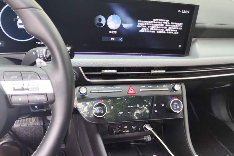 Used Hyundai Sonata 2024 1.5T Pro Audio And AC Panel