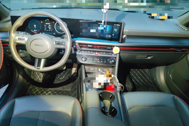 Used Hyundai Sonata 2024 2.0T N Line Pro Center Console