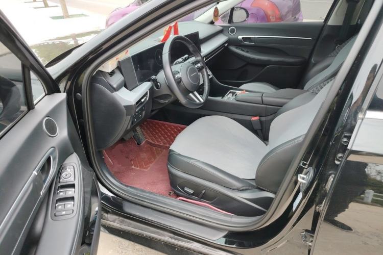 Used Hyundai Sonata 2024 1.5T Pro Driver Seat
