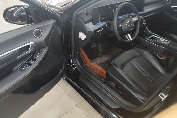 Used Hyundai Sonata 2024 1.5T Max Driver Seat