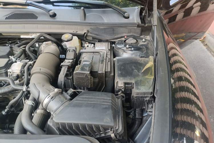 Used Hyundai Sonata 2024 1.5T Pro Engine Bay Left