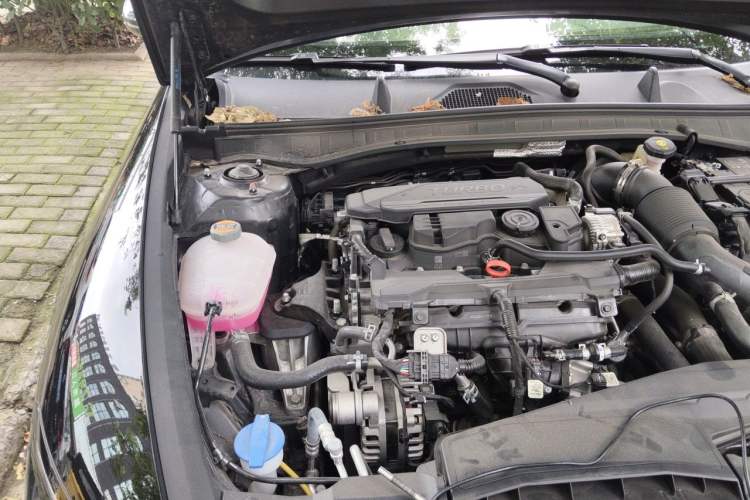 Used Hyundai Sonata 2024 1.5T Pro Engine Bay Right
