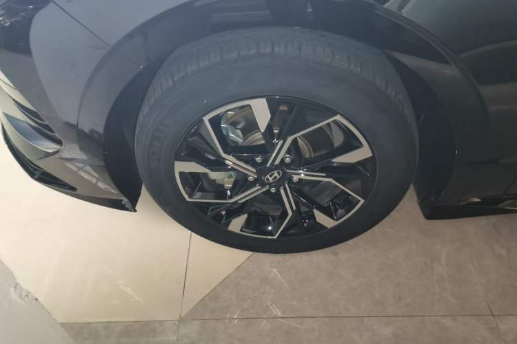 Used Hyundai Sonata 2024 1.5T Pro Exterior 1