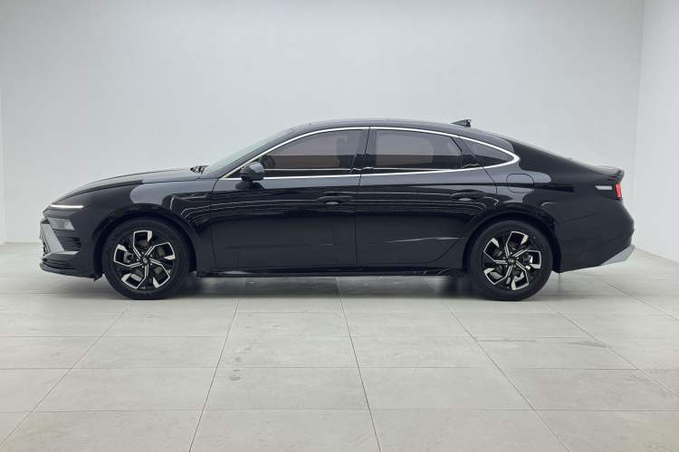 Used Hyundai Sonata 2024 1.5T Pro Exterior 9