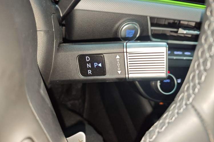 Used Hyundai Sonata 2024 1.5T Pro Gear Lever