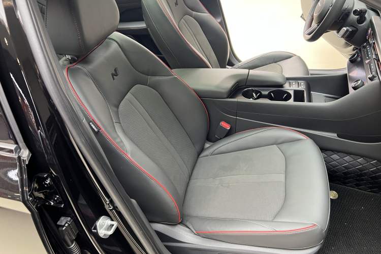 Used Hyundai Sonata 2024 2.0T N Line Max Interior 13