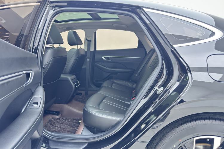 Used Hyundai Sonata 2024 1.5T Pro Interior 5