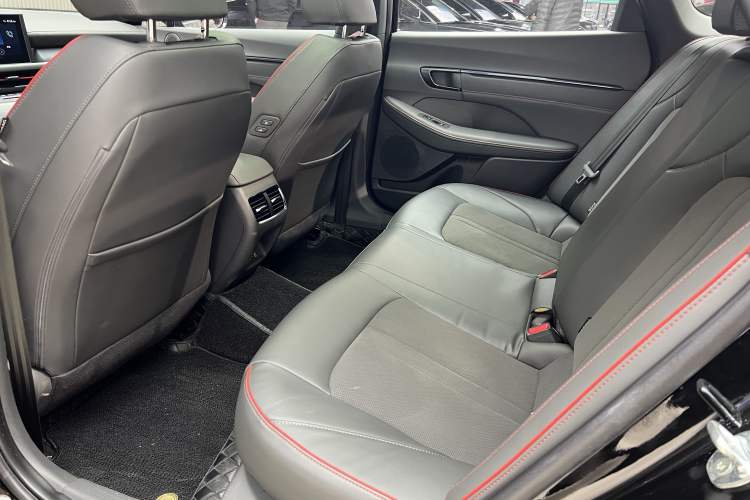 Used Hyundai Sonata 2024 2.0T N Line Max Interior 9