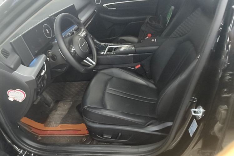 Used Hyundai Sonata 2024 1.5T Max Left Front Seat