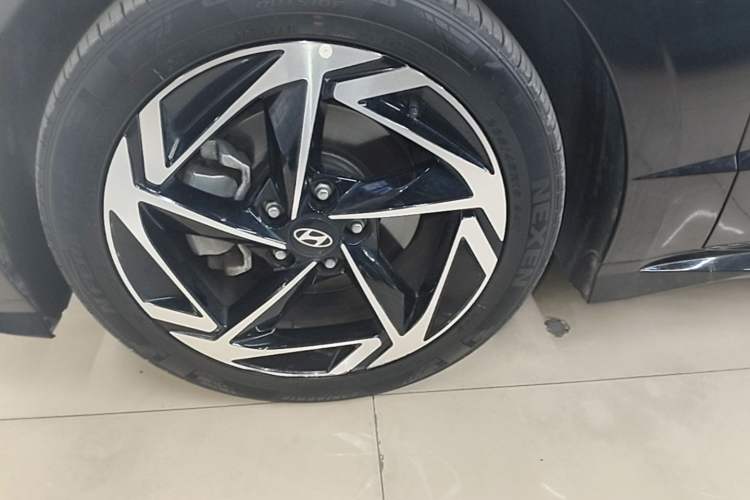 Used Hyundai Sonata 2024 1.5T Max Left Front Wheel Hub
