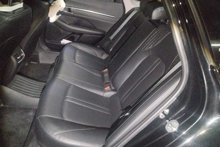 Used Hyundai Sonata 2024 1.5T Pro Left Rear Seat