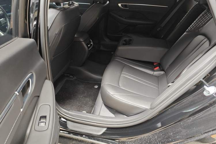 Used Hyundai Sonata 2024 1.5T Pro Left Rear Seat