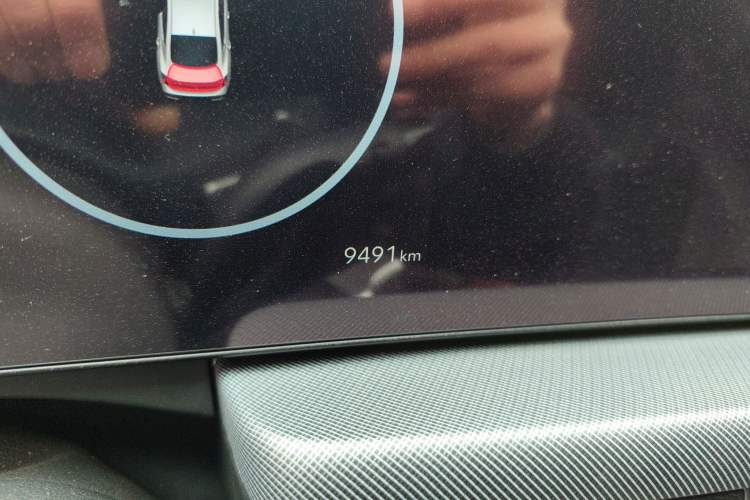 Used Hyundai Sonata 2024 1.5T Pro Odometer Close Up