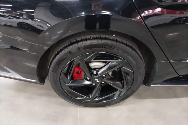 Used Hyundai Sonata 2024 2.0T N Line Air Right Rear Wheel Hub