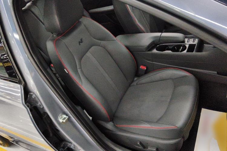 Used Hyundai Sonata 2024 2.0T N Line Max Right Front Seat