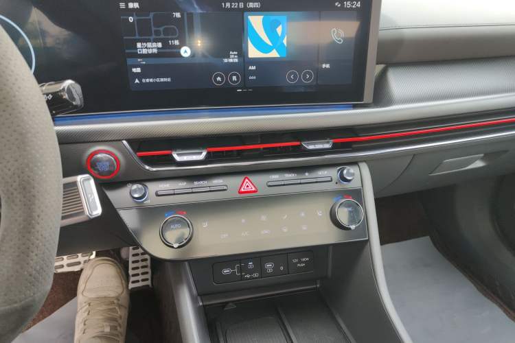Used Hyundai Sonata 2024 2.0T N Line Air Audio And AC Panel