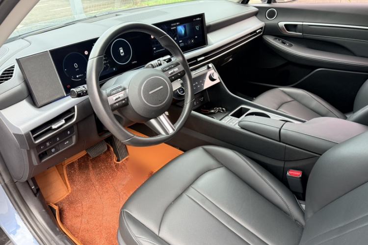 Used Hyundai Sonata 2024 1.5T Pro Interior 10