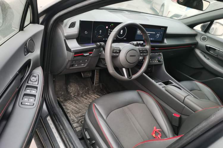 Used Hyundai Sonata 2024 2.0T N Line Max Interior 3