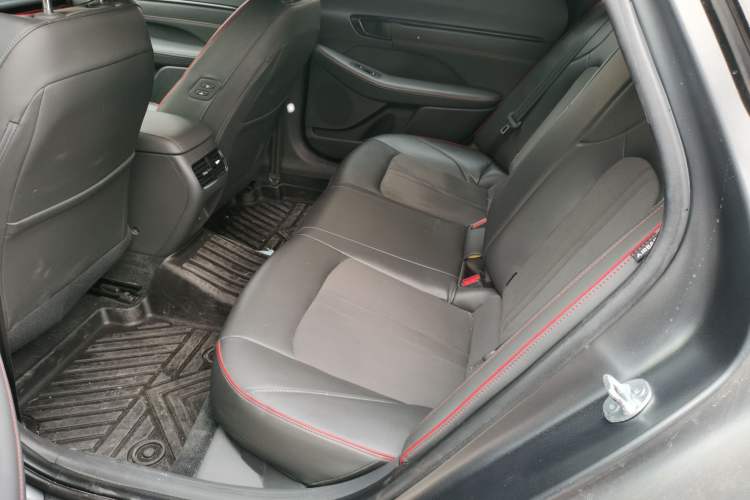 Used Hyundai Sonata 2024 2.0T N Line Max Interior 4