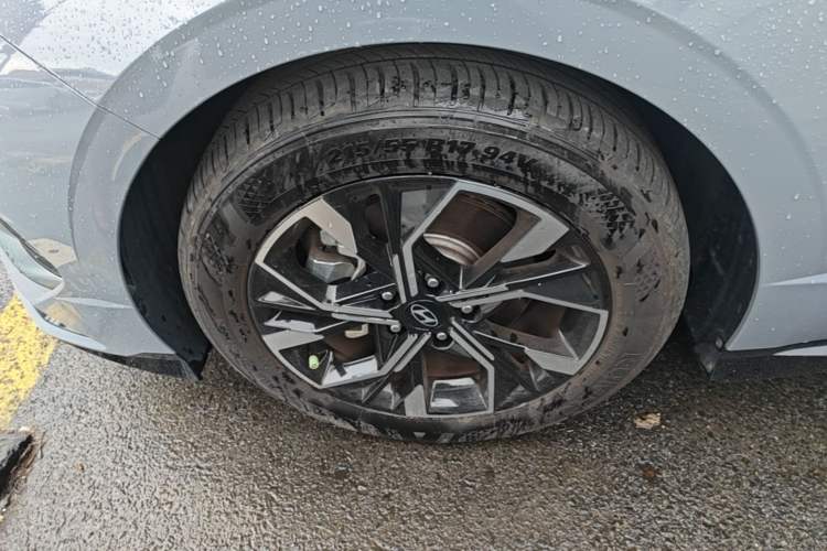 Used Hyundai Sonata 2024 1.5T Pro Left Front Wheel Hub