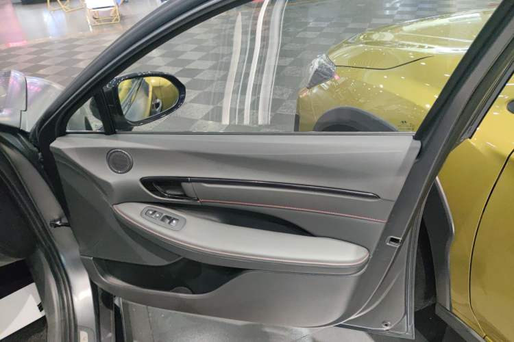 Used Hyundai Sonata 2024 2.0T N Line Max Right Front Door Interior
