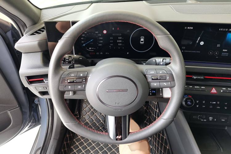 Used Hyundai Sonata 2024 2.0T N Line Max Steering Wheel