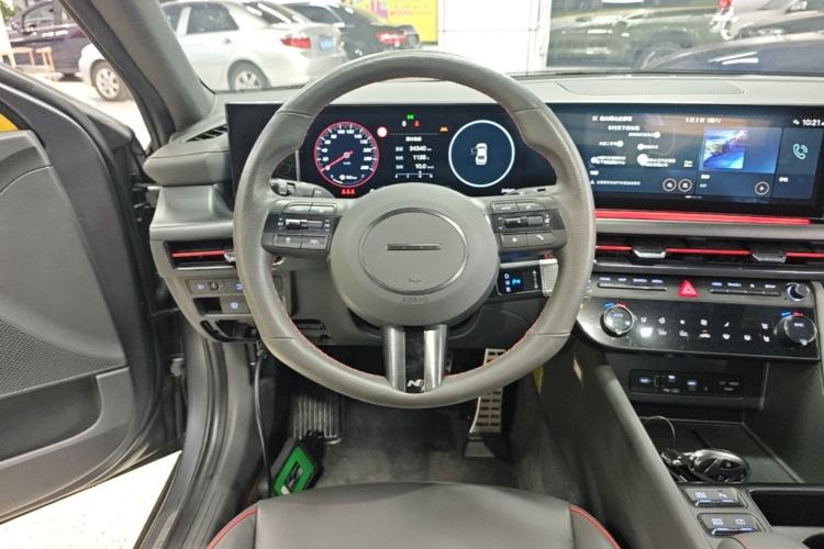 Used Hyundai Sonata 2024 2.0T N Line Max Steering Wheel