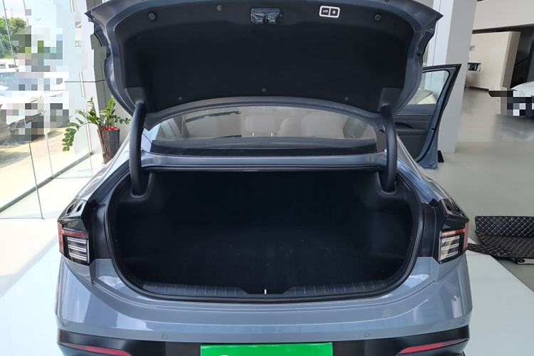 Used Hyundai Sonata 2024 2.0T N Line Max Trunk