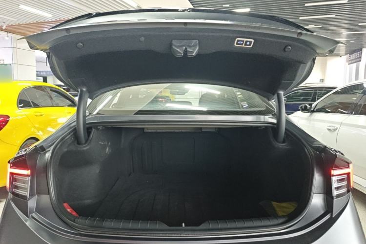 Used Hyundai Sonata 2024 2.0T N Line Max Trunk