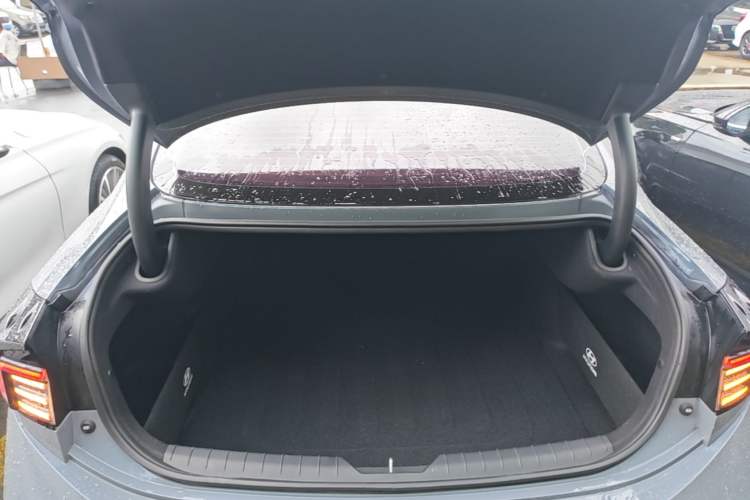 Used Hyundai Sonata 2024 1.5T Pro Trunk
