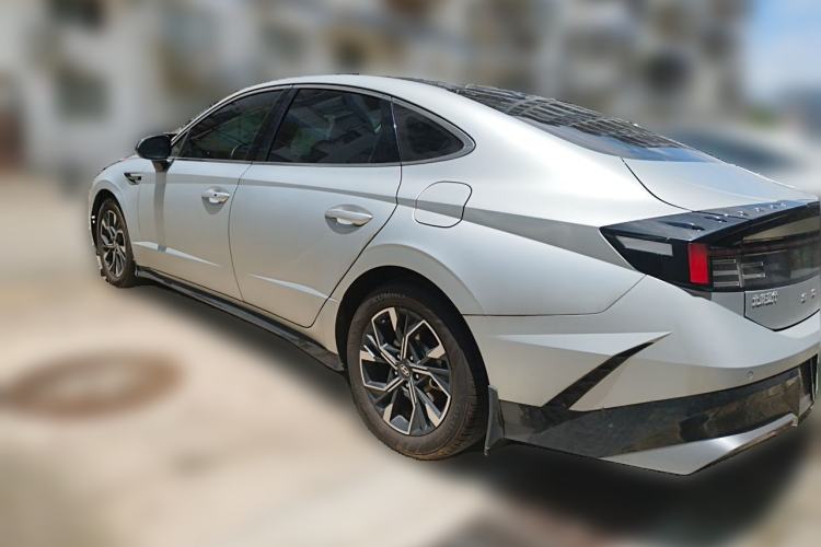 Used Hyundai Sonata 2024 1.5T Pro Rear Left 45 Deg