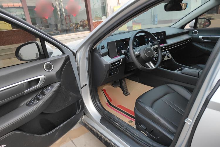 Used Hyundai Sonata 2024 1.5T Pro Driver Seat