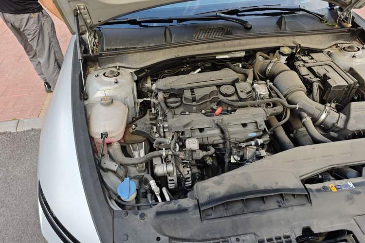 Used Hyundai Sonata 2024 1.5T Pro Engine Bay Right