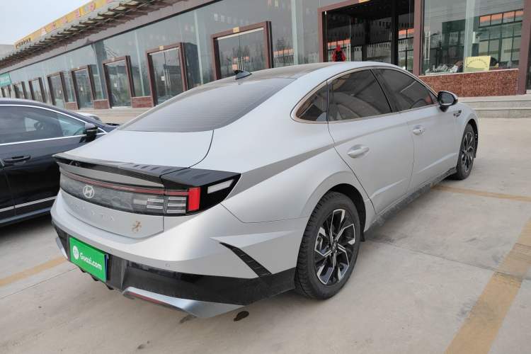 Used Hyundai Sonata 2024 1.5T Pro Rear Right 45 Deg