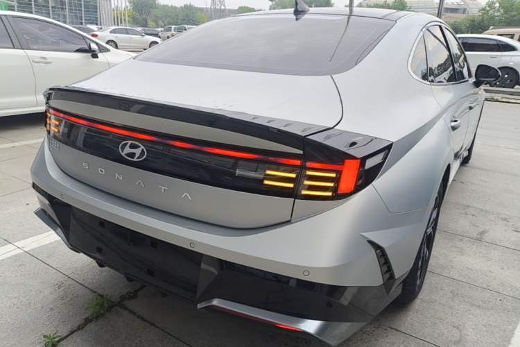 Used Hyundai Sonata 2024 1.5T Pro Rear Right 45 Deg