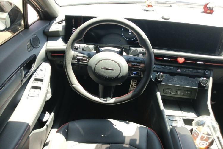 Used Hyundai Sonata 2024 2.0T N Line Max Steering Wheel