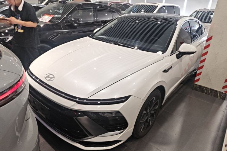 Used Hyundai Sonata 2024 1.5T Pro Guazi used car, China used car export, Used car for sale, Used  cars, Cheapest cars for sale
