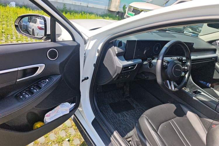 Used Hyundai Sonata 2024 1.5T Pro Driver Seat