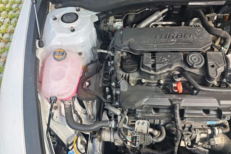 Used Hyundai Sonata 2024 1.5T Pro Engine Bay Right