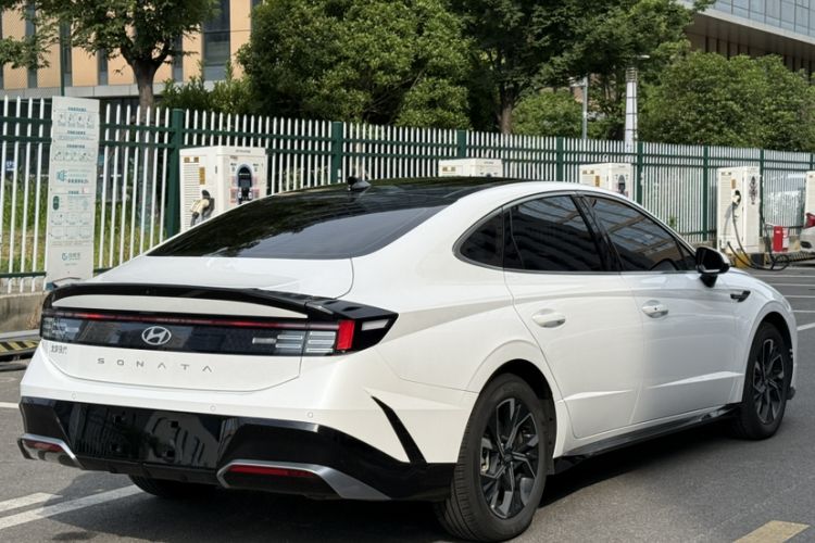 Used Hyundai Sonata 2024 1.5T Pro Exterior 3